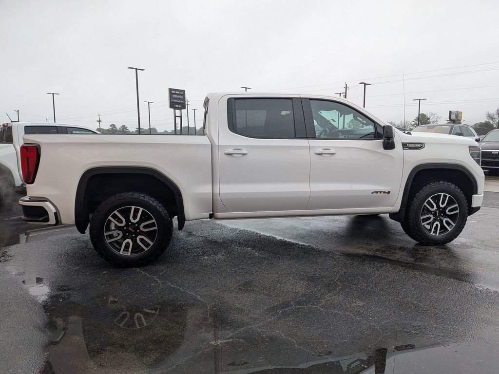 Used 2023 GMC Sierra 1500 AT4 w/ AT4 Preferred Package image 5