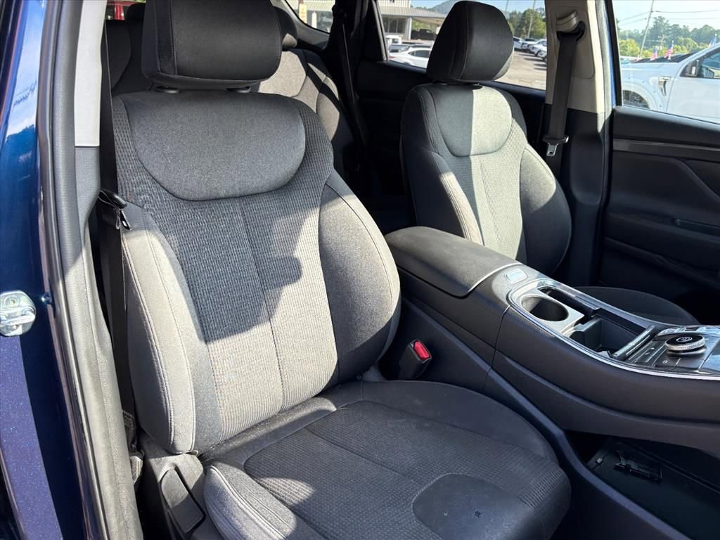 Used 2022 Hyundai Santa Fe SEL w/ Cargo Package FWD image 17