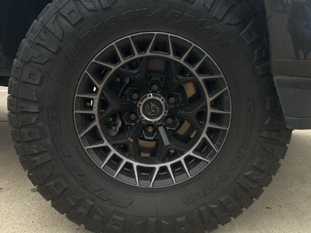 Used 2024 Ford F150 King Ranch w/ FX4 Off-Road Package AWD/4WD image 9