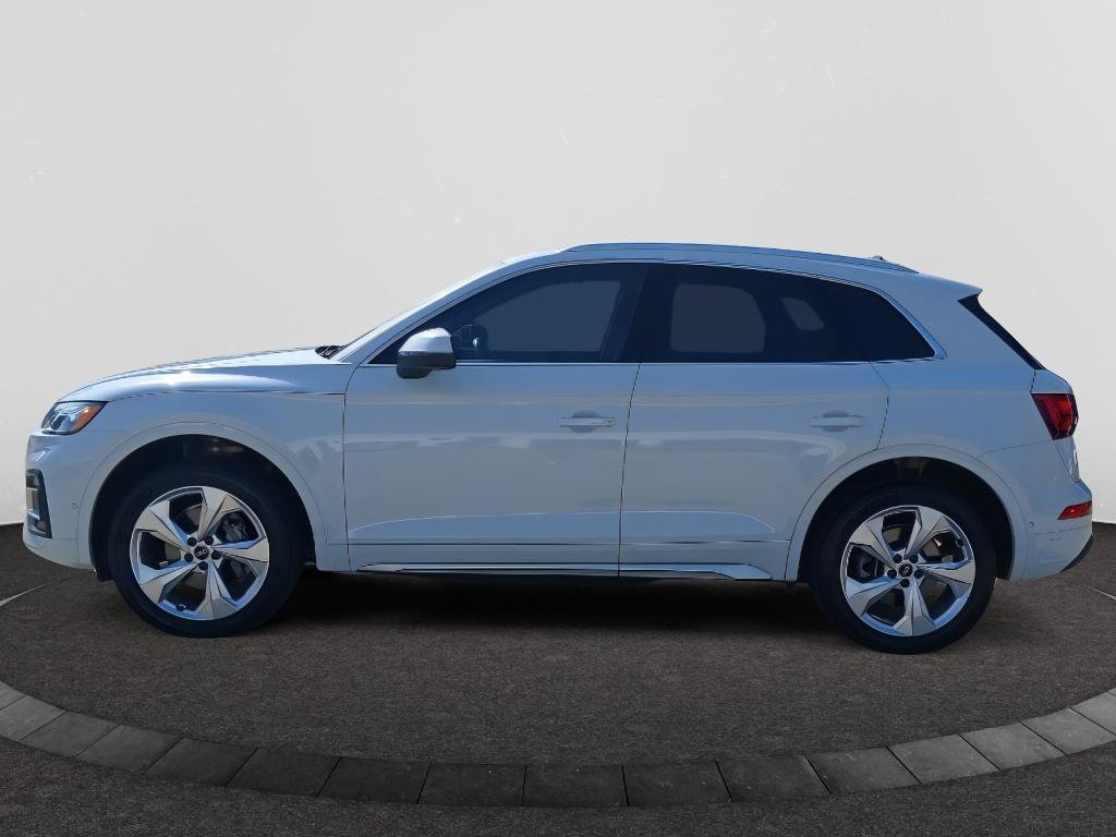 Used 2021 Audi Q5 Prestige w/ Prestige Package AWD/4WD image 4
