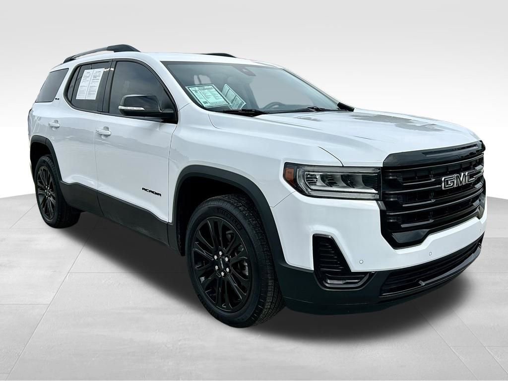 Used 2023 GMC Acadia SLE w/ Driver Convenience Package image 3
