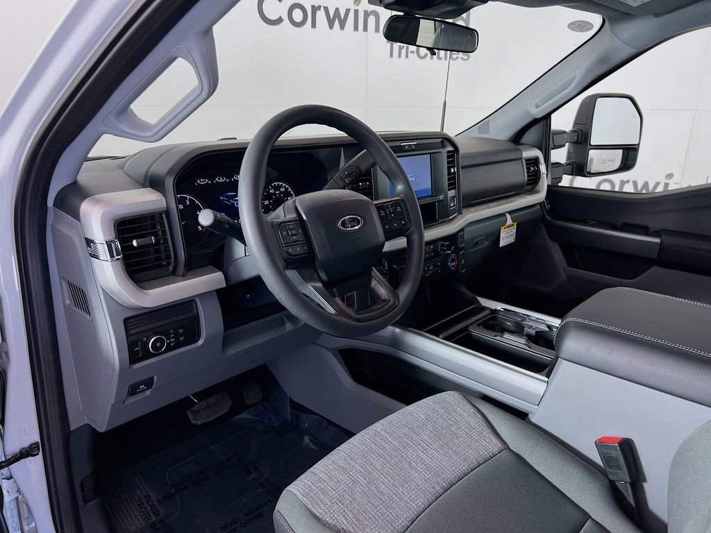 New 2025 Ford F350 XLT w/ 360-Degree Camera Package video 3