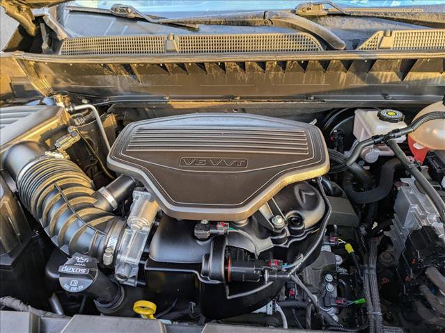 Used 2023 GMC Acadia Denali w/ Black Diamond Edition image 24