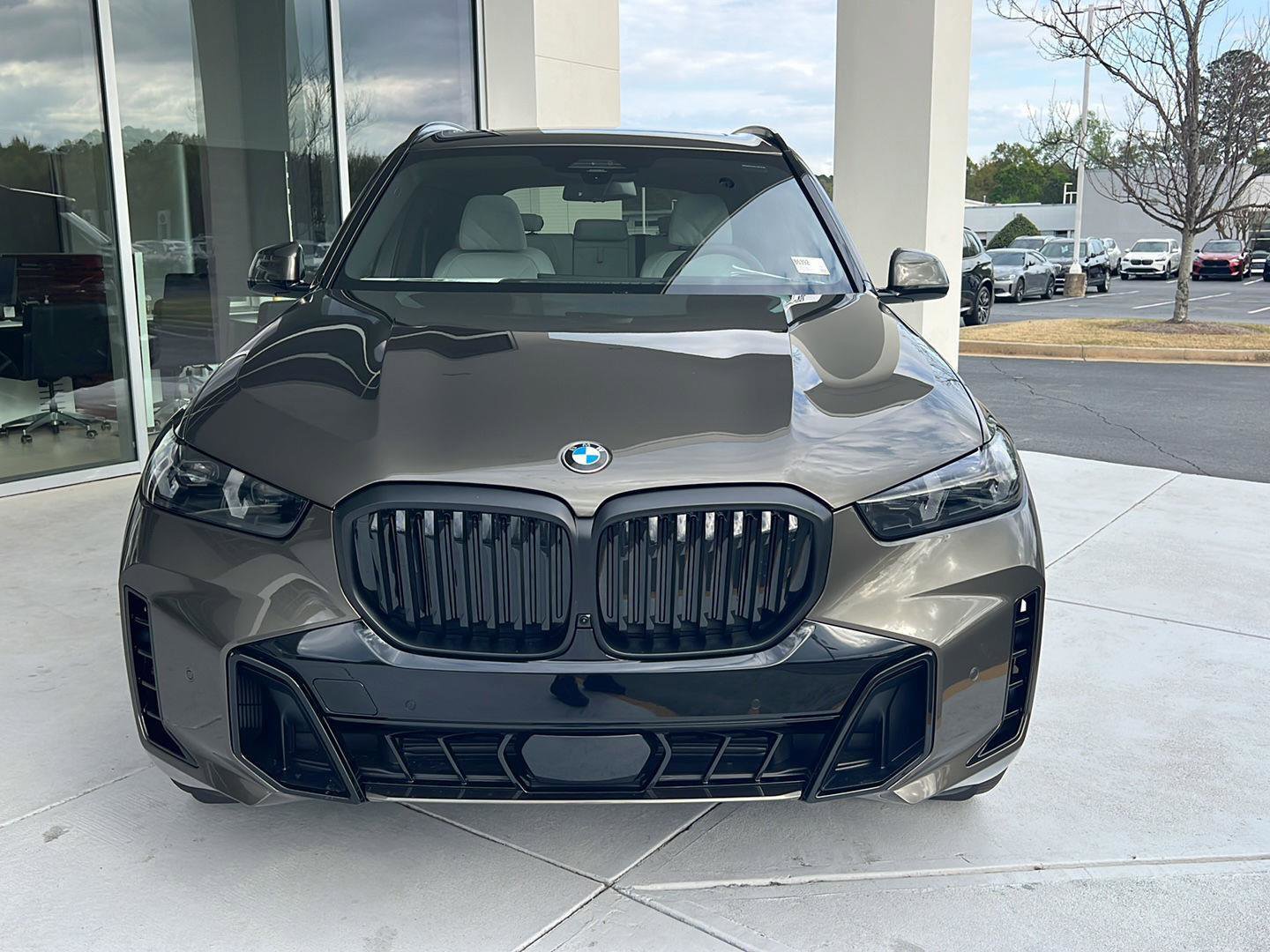 New 2026 BMW X5 sDrive40i image 9