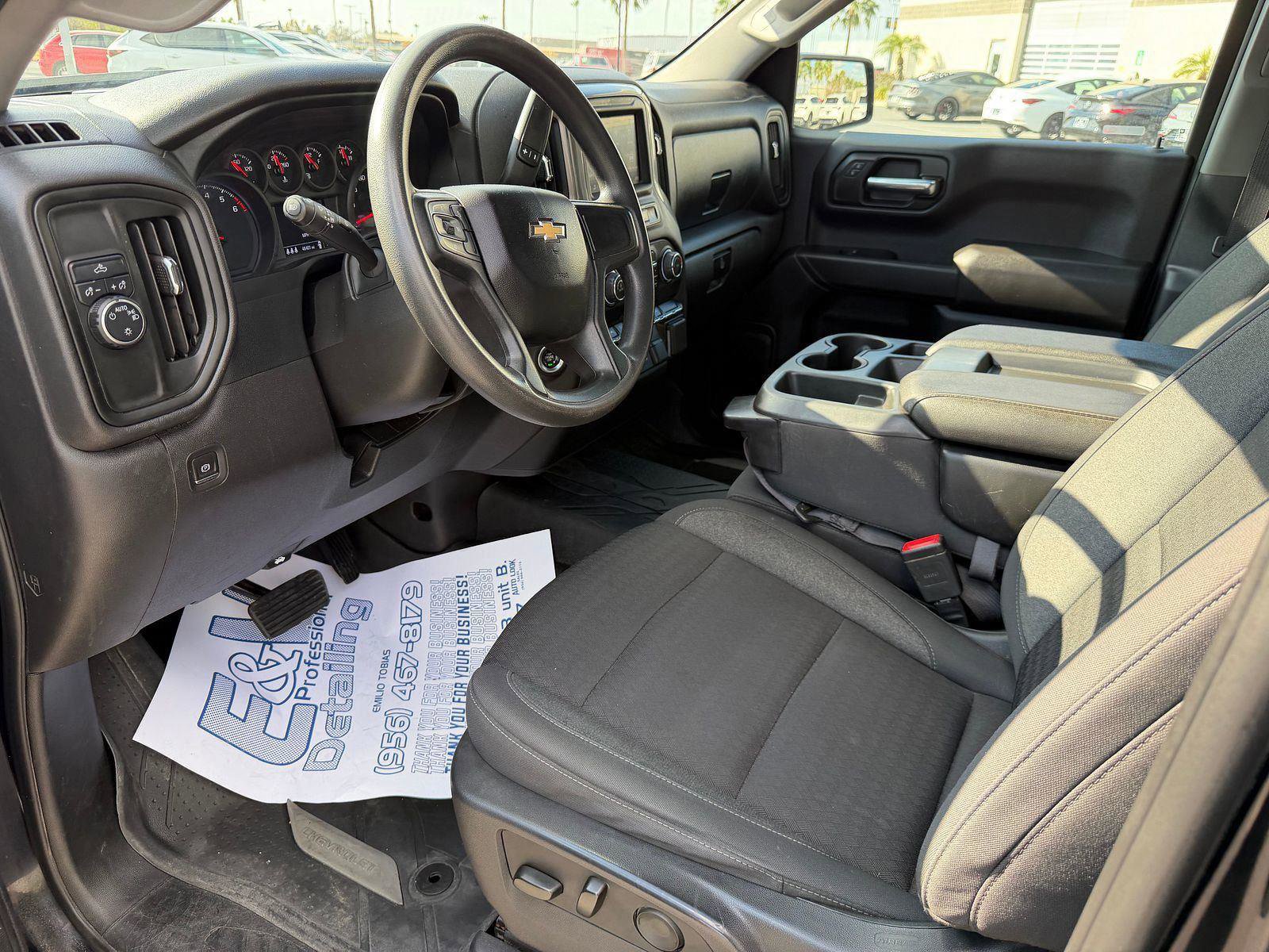 Used 2024 Chevrolet Silverado 1500 Custom image 5