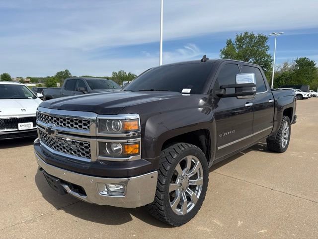 Used 2015 Chevrolet Silverado 1500 LTZ w/ LTZ Plus Package AWD/4WD image 7