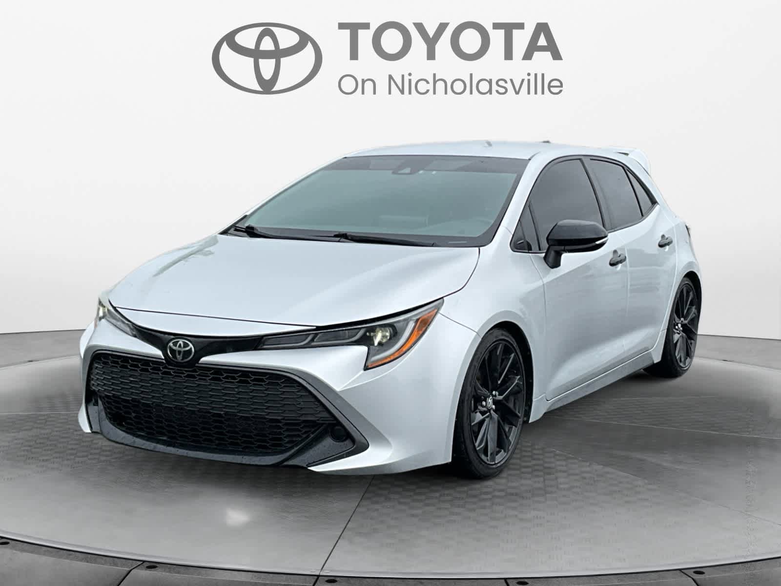 Used 2021 Toyota Corolla SE FWD image 1