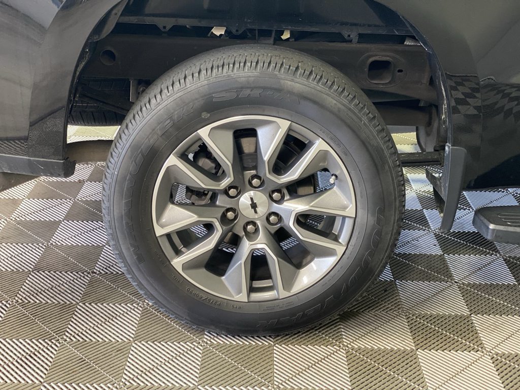 Used 2023 Chevrolet Silverado 1500 LT RWD image 18