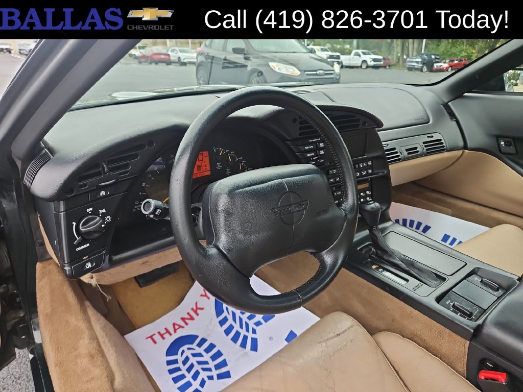 Used 1996 Chevrolet Corvette Coupe RWD image 16