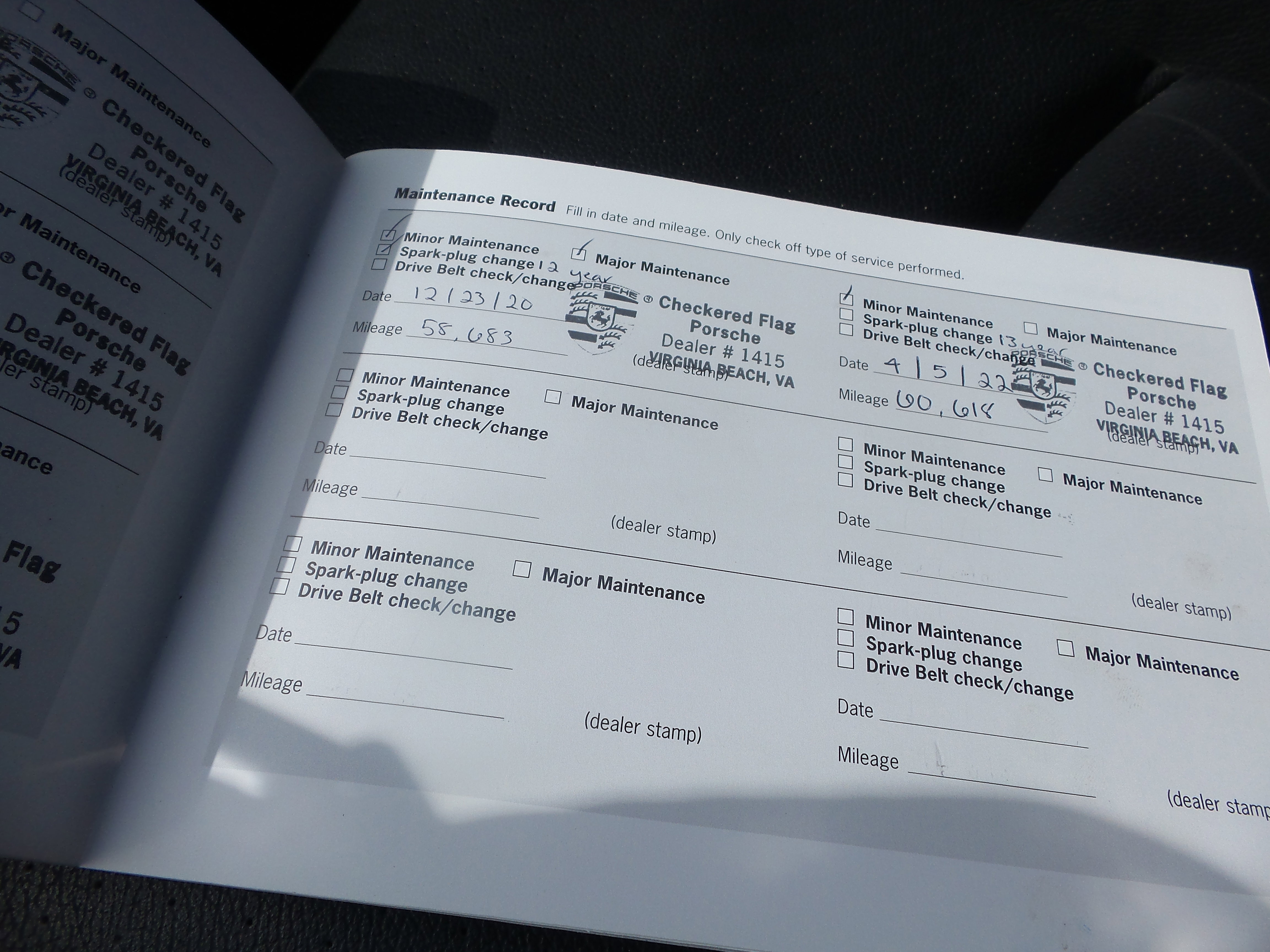 Used 2007 Porsche Cayman S image 9