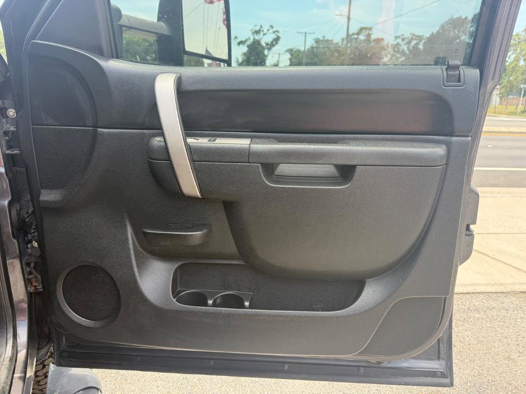 Used 2011 Chevrolet Silverado 1500 LT w/ All-Star Edition AWD/4WD image 27