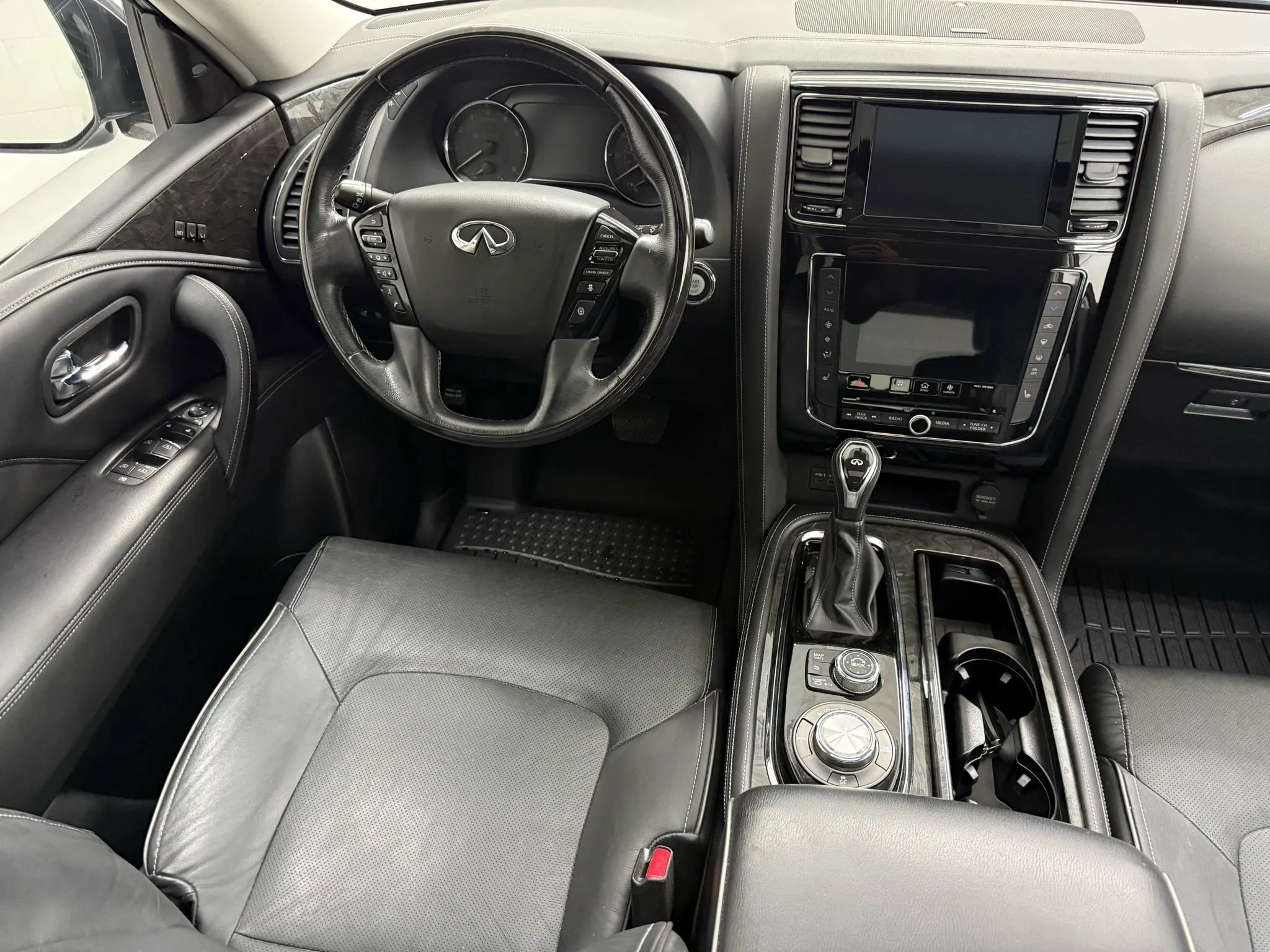 Used 2020 INFINITI QX80 Luxe w/ Proassist Package image 32