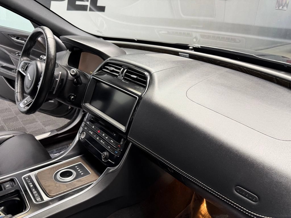 Used 2018 Jaguar XE S RWD image 49