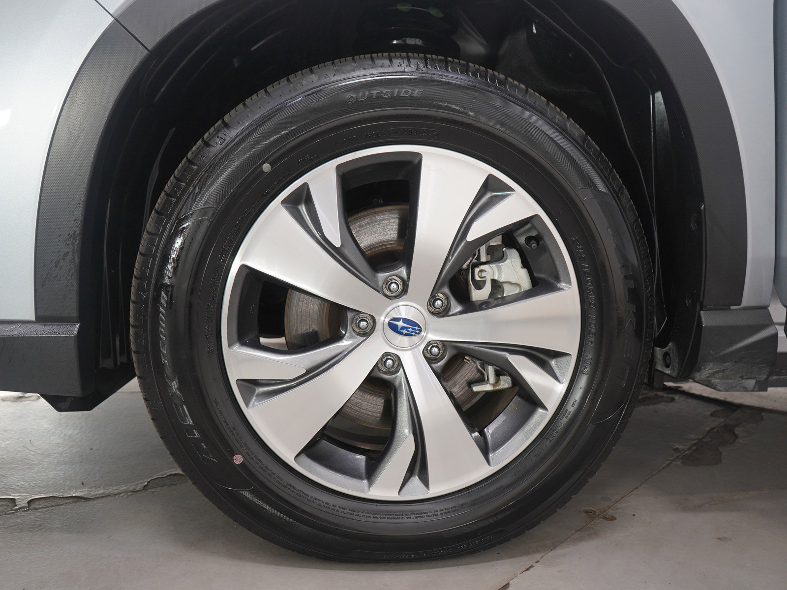 Used 2025 Subaru Ascent Premium image 32