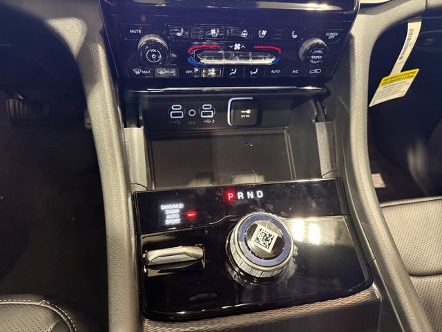 New 2025 Jeep Grand Cherokee Limited w/ Luxury Tech Group II image 21