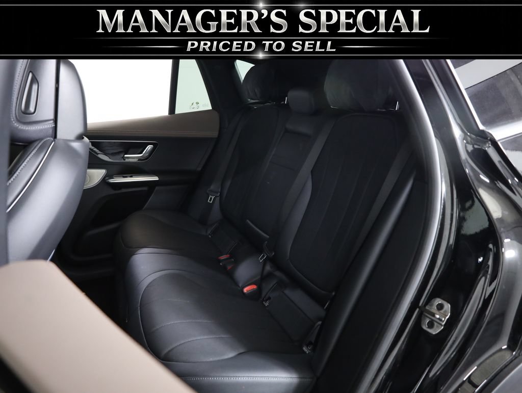 Certified 2025 Mercedes-Benz EQE 350+ 4MATIC SUV w/ AMG Line Exterior Package image 31