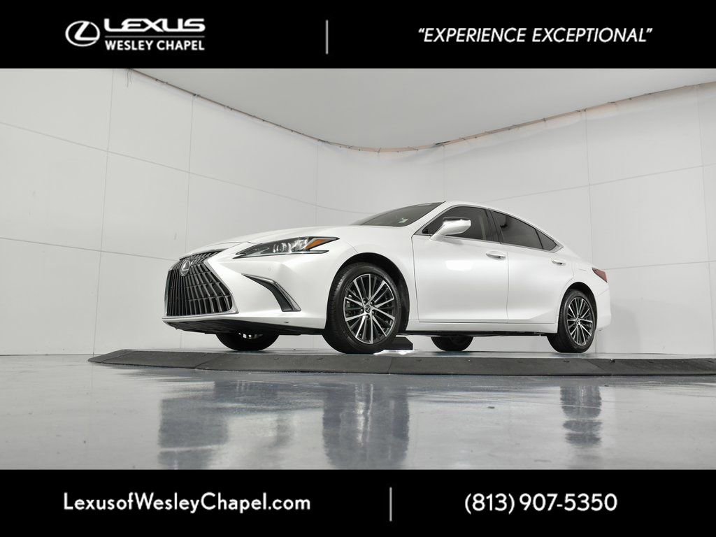 Used 2024 Lexus ES 250 250 w/ Premium Package image 13