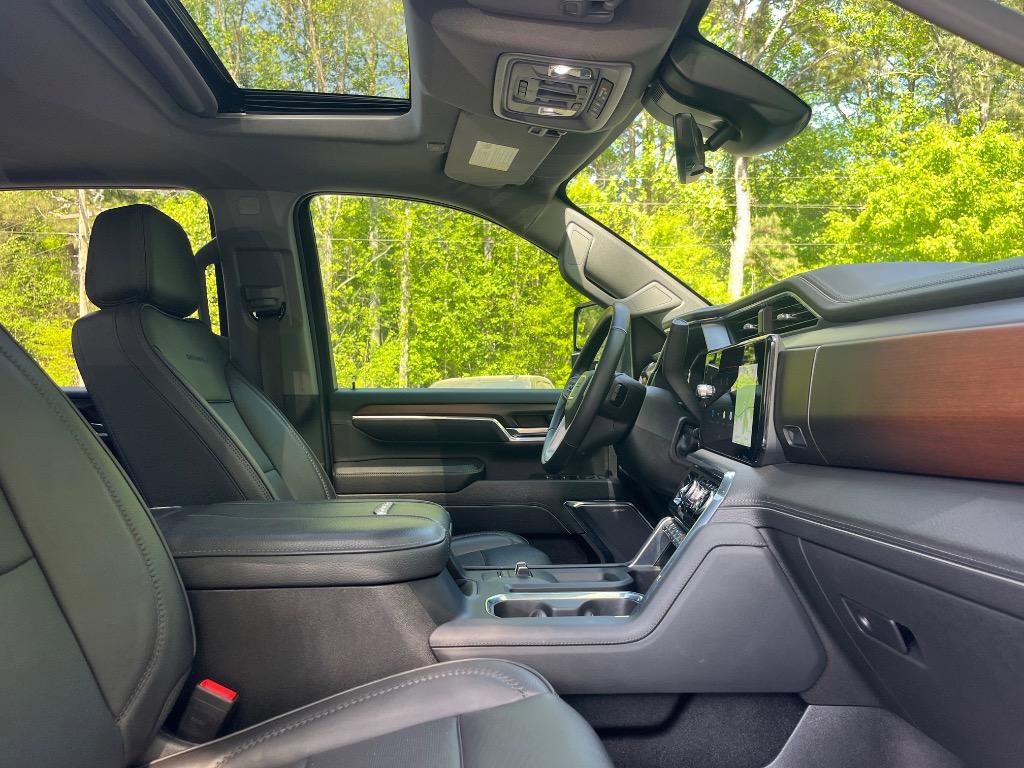 Used 2024 GMC Sierra 2500 Denali w/ Denali Reserve Package AWD/4WD image 48