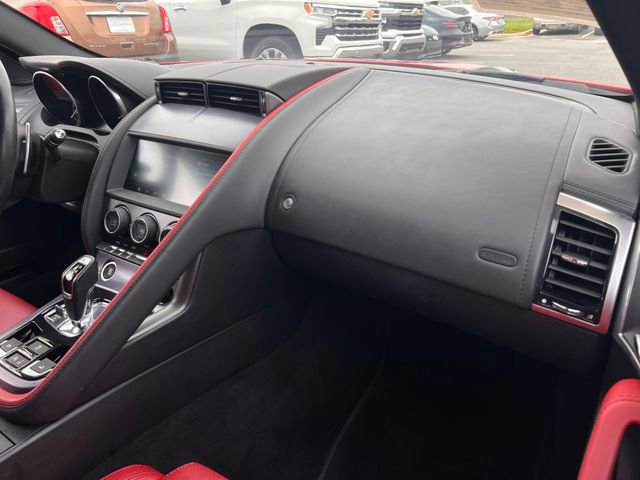 Used 2019 Jaguar F-TYPE Convertible RWD image 17