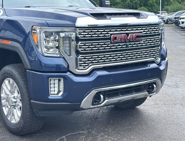 Used 2021 GMC Sierra 3500 Denali w/ Denali Ultimate Package AWD/4WD image 2