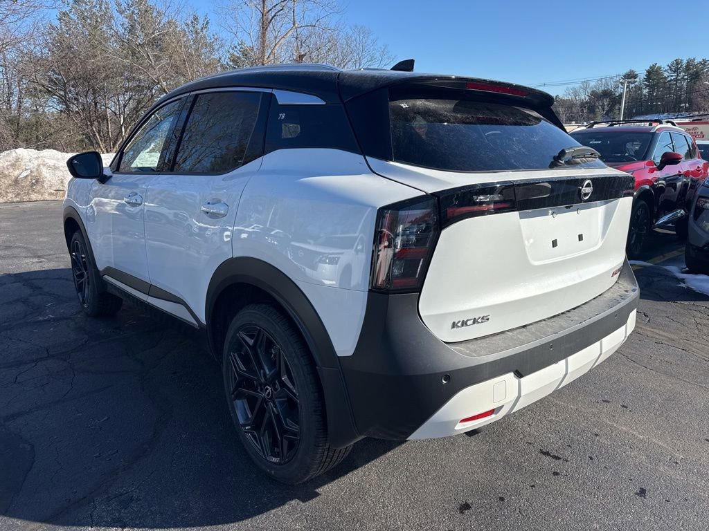 New 2026 Nissan Kicks SR w/ SR Premium Package AWD/4WD image 5