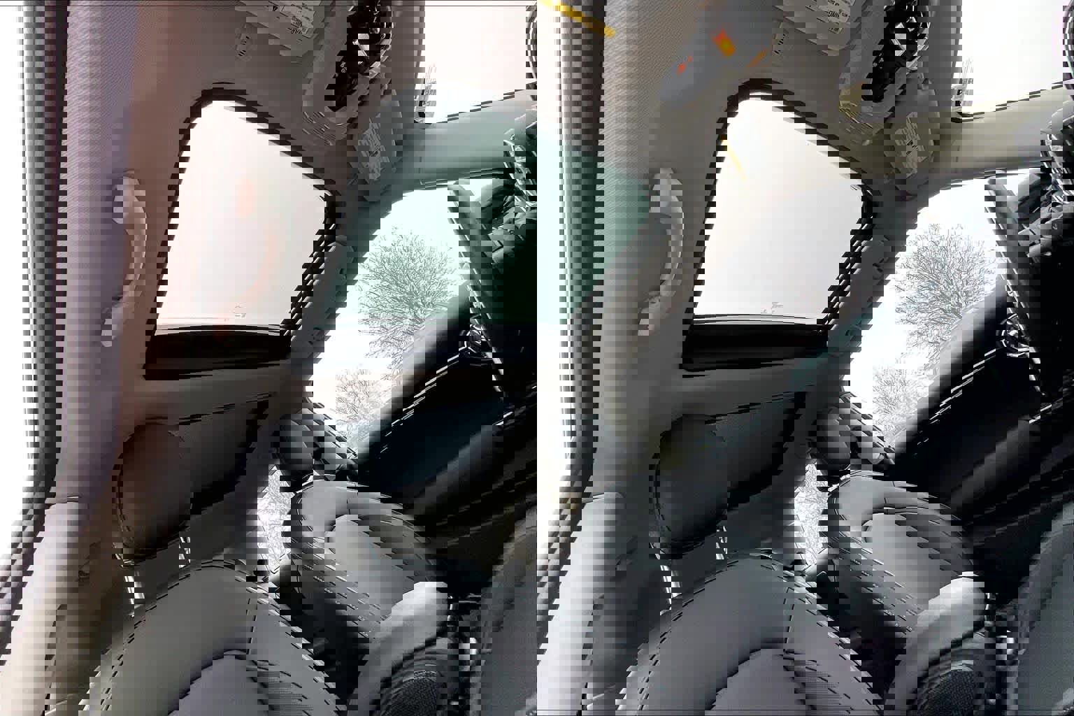 Used 2020 MINI Cooper 2-Door Hardtop image 23