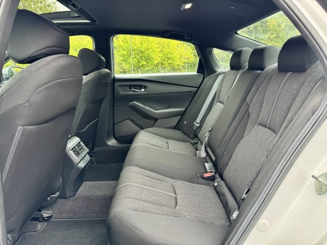 Used 2025 Honda Accord Sport image 28