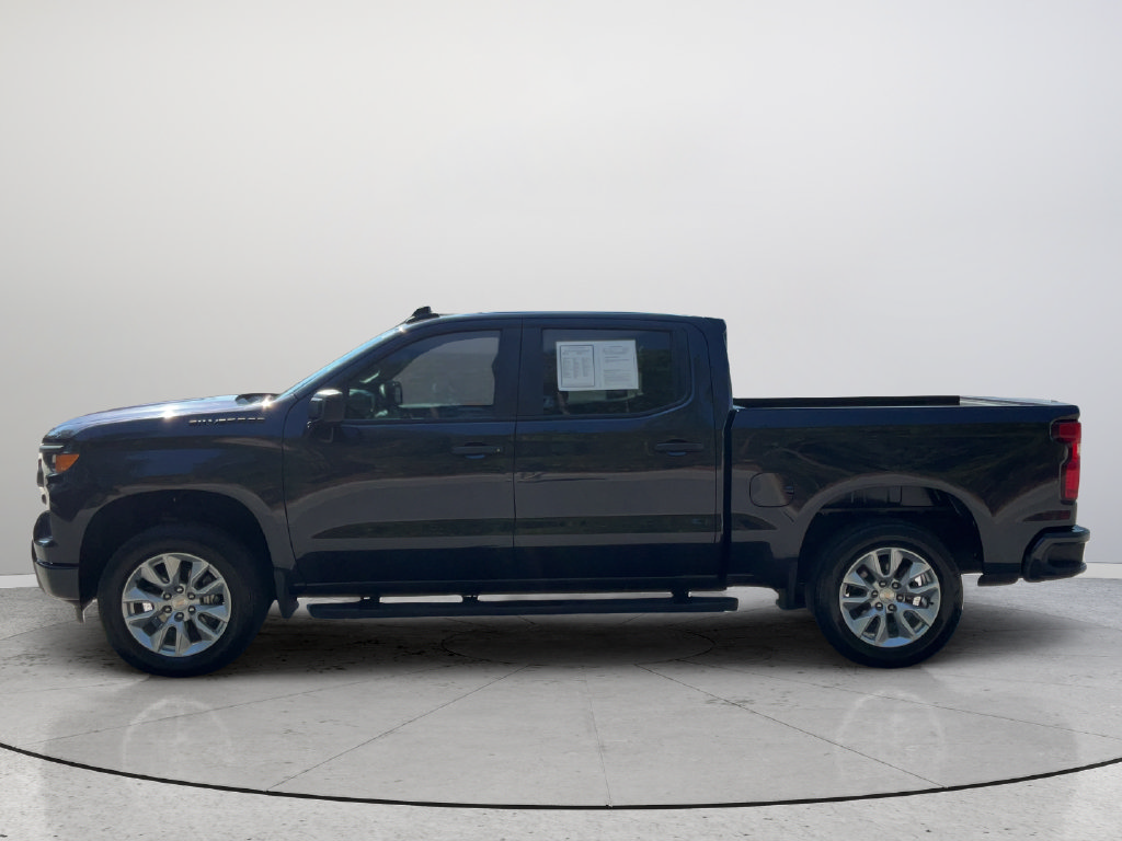 Used 2023 Chevrolet Silverado 1500 Custom RWD image 5