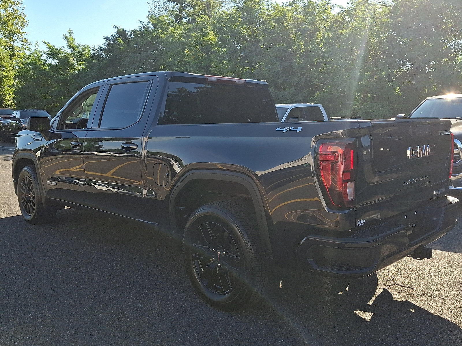 Certified 2023 GMC Sierra 1500 Elevation AWD/4WD image 4