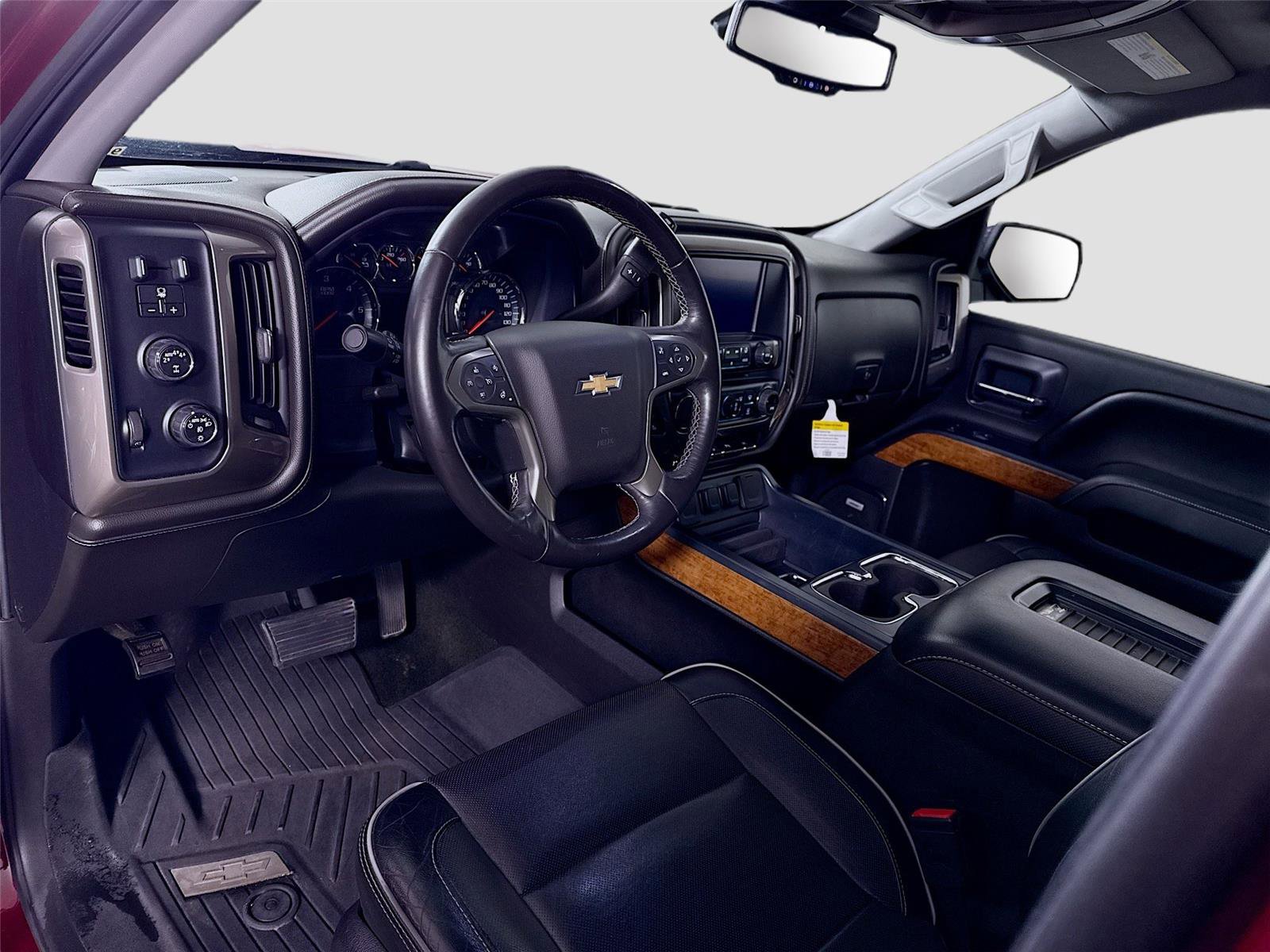 Used 2017 Chevrolet Silverado 1500 High Country image 3