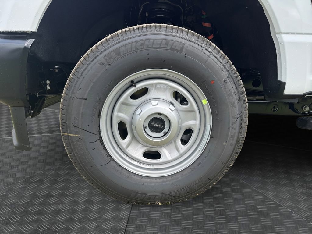 New 2026 Ford F250 XL image 17