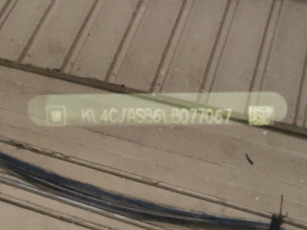 Used 2020 Buick Encore Preferred FWD image 33