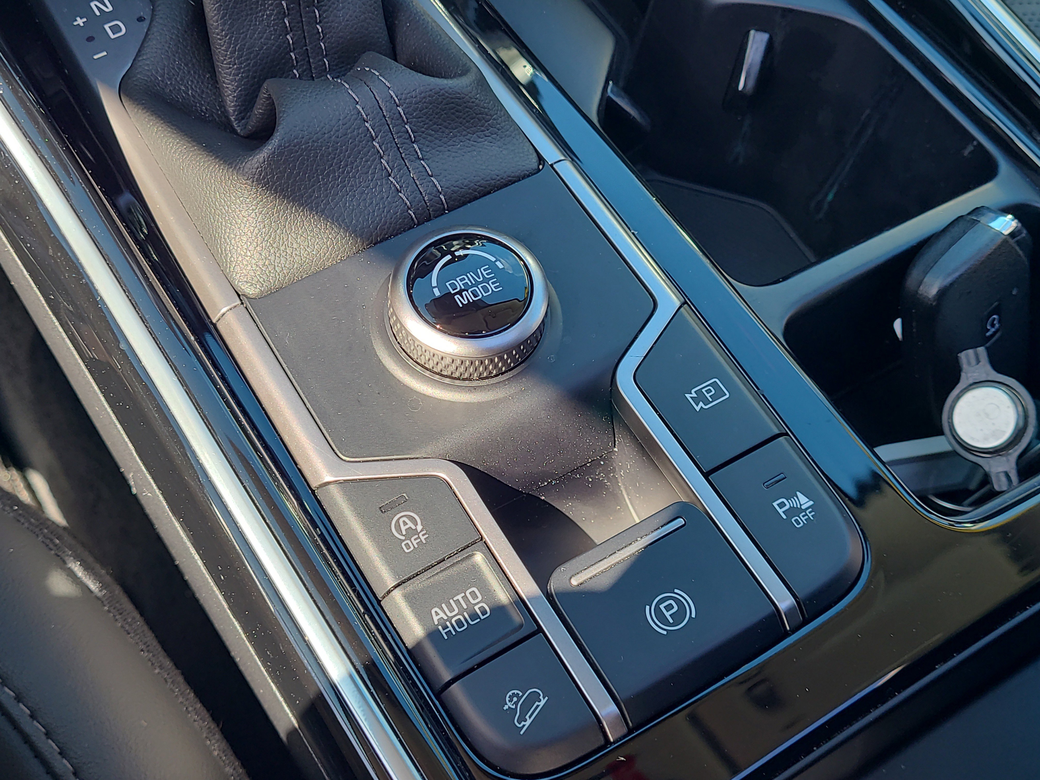 Used 2023 Kia Sorento SX image 30