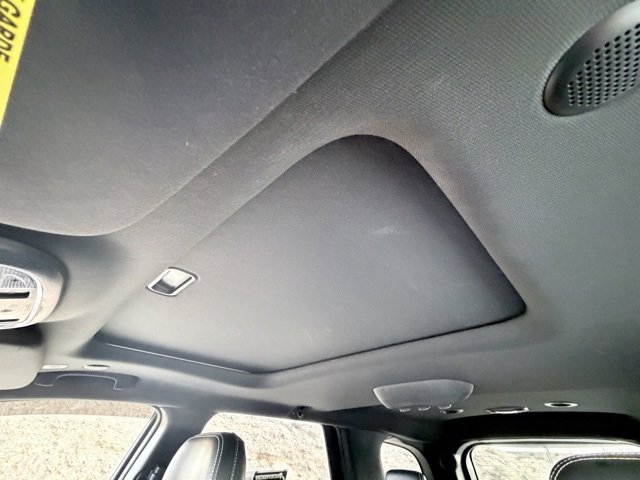 Used 2018 Dodge Durango SRT w/ Technology Group image 20