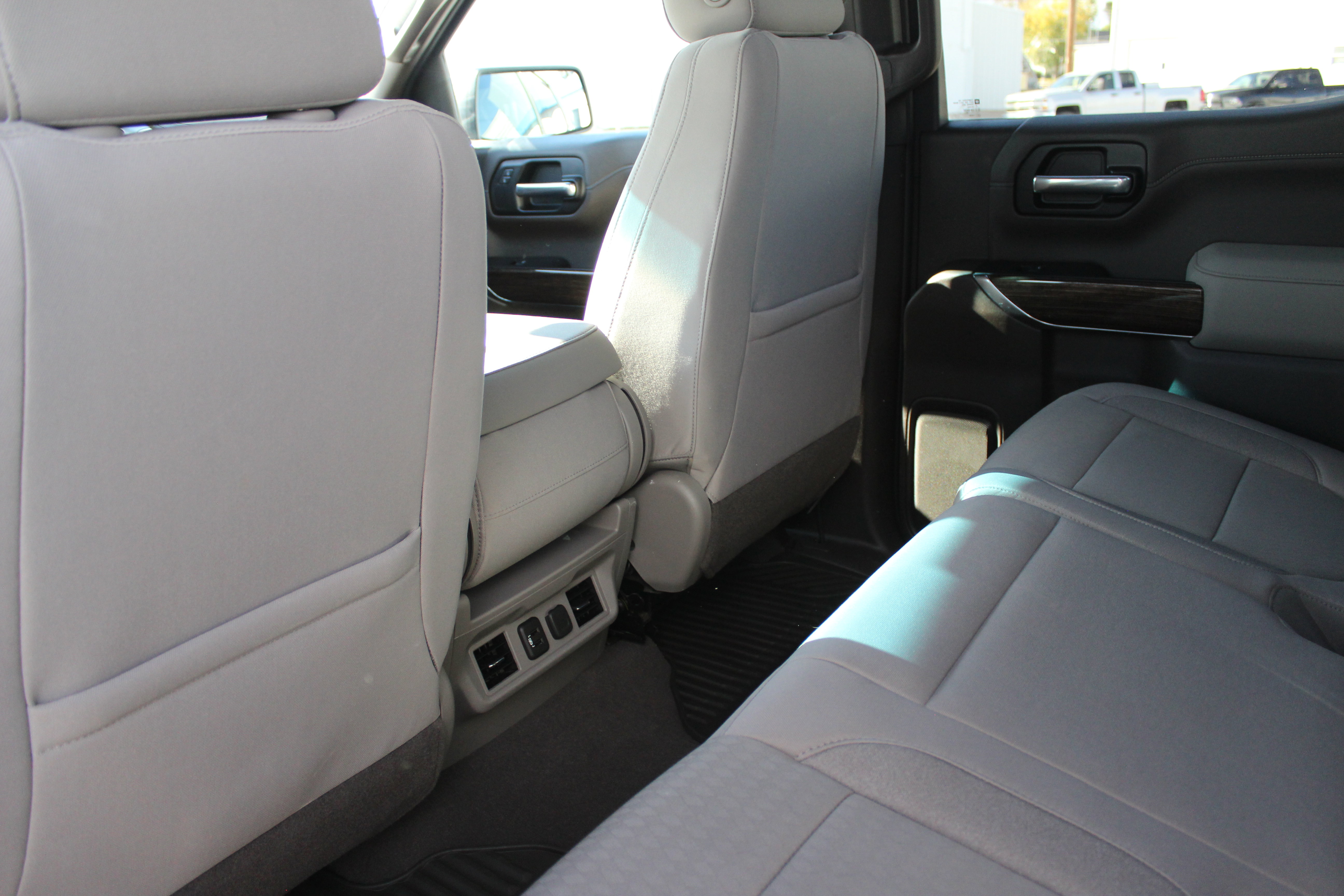 Used 2019 GMC Sierra 1500 SLE w/ SLE Value Package image 14