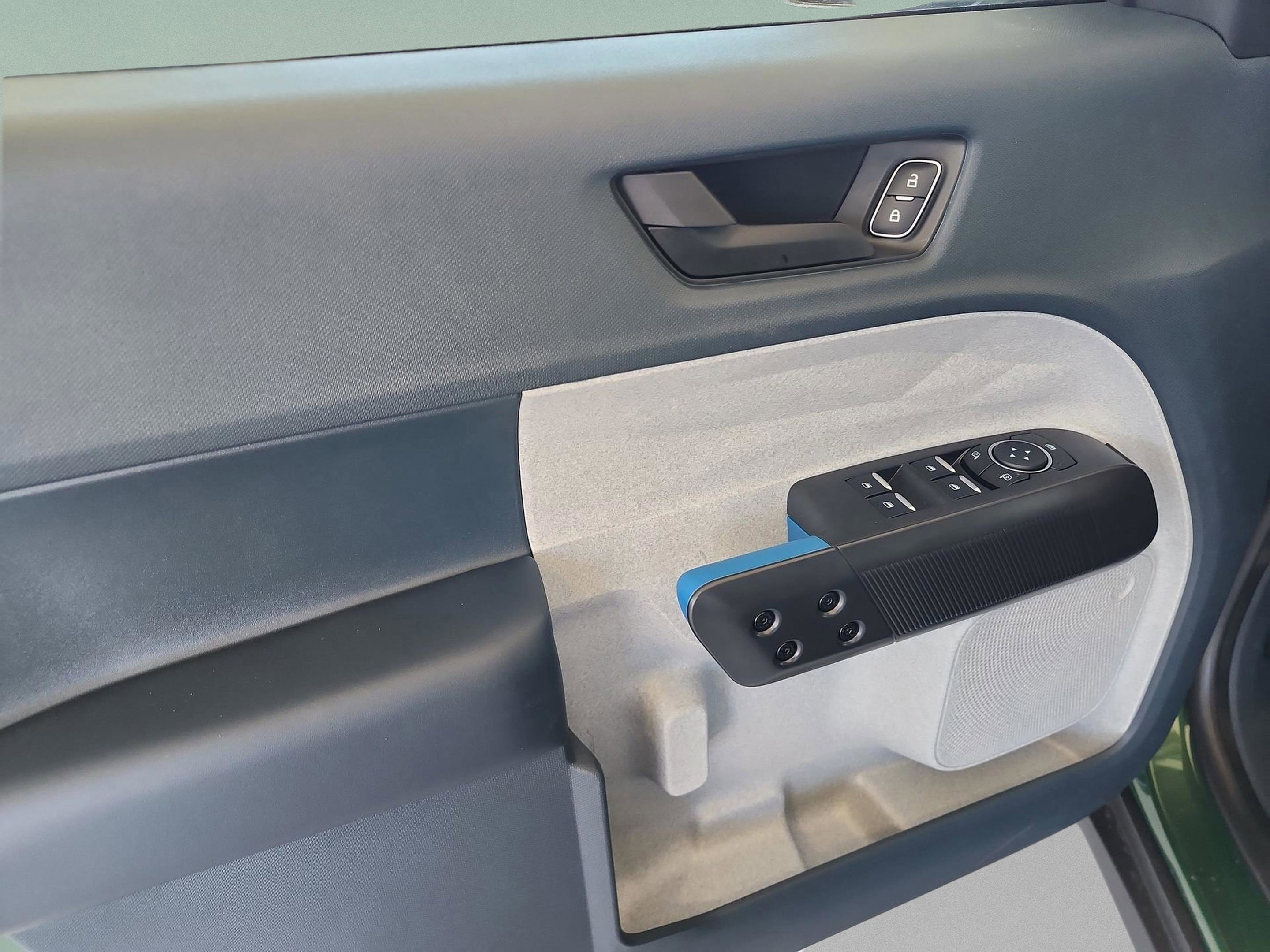 New 2025 Ford Maverick XLT image 15