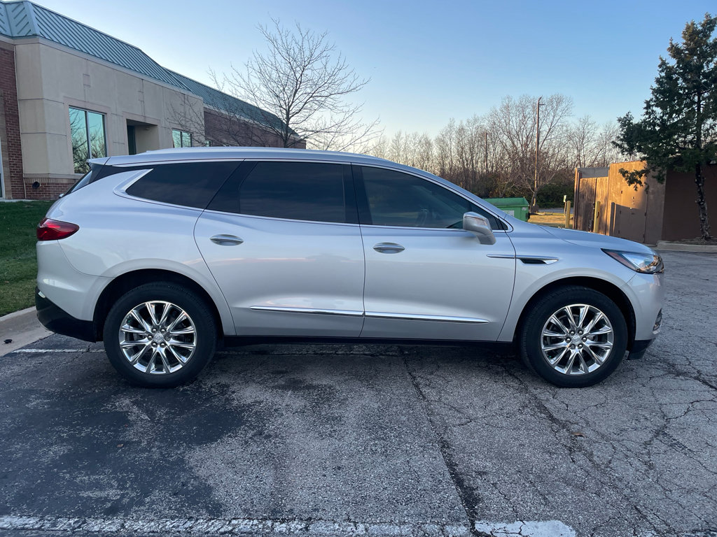 Used 2019 Buick Enclave Essence image 6