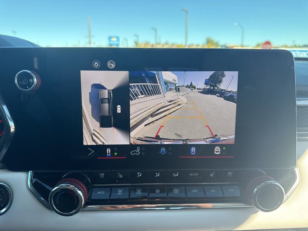 Certified 2025 GMC Canyon AT4 w/ AT4X AEV Edition image 36