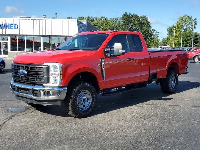 Certified 2024 Ford F250 XL w/ XL Off-Road Package AWD/4WD image 2