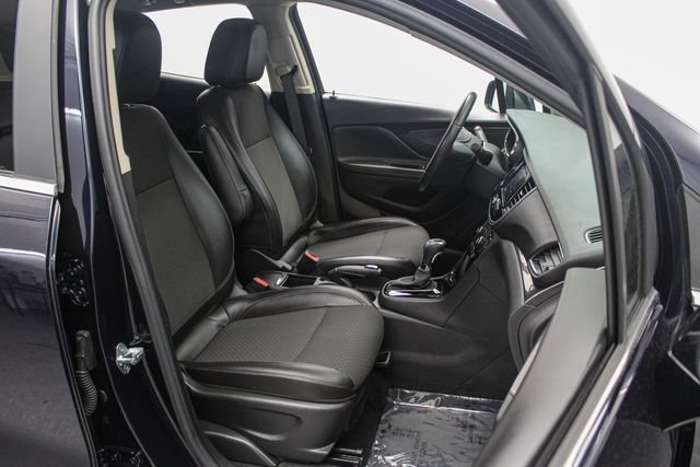 Used 2021 Buick Encore Preferred w/ Safety Package AWD/4WD image 21