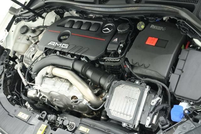 Used 2024 Mercedes-Benz GLA 35 AMG 4MATIC image 8