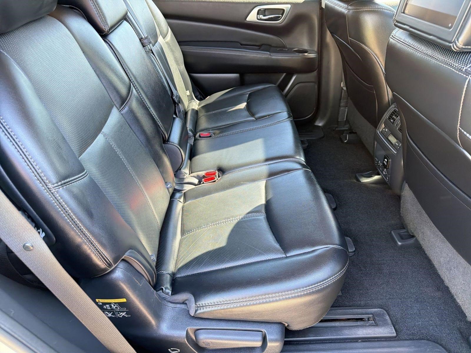 Used 2017 Nissan Pathfinder Platinum w/ Family Entertainment Package image 29