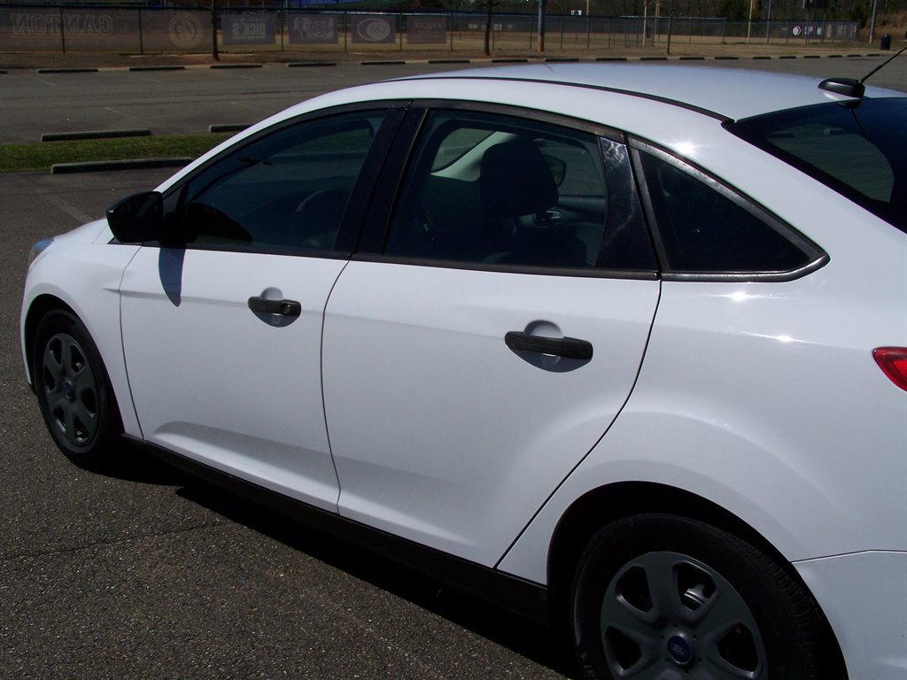 Used 2013 Ford Focus S image 14