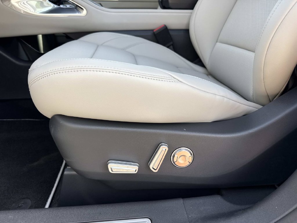 New 2026 Lincoln Nautilus Premier AWD/4WD image 20