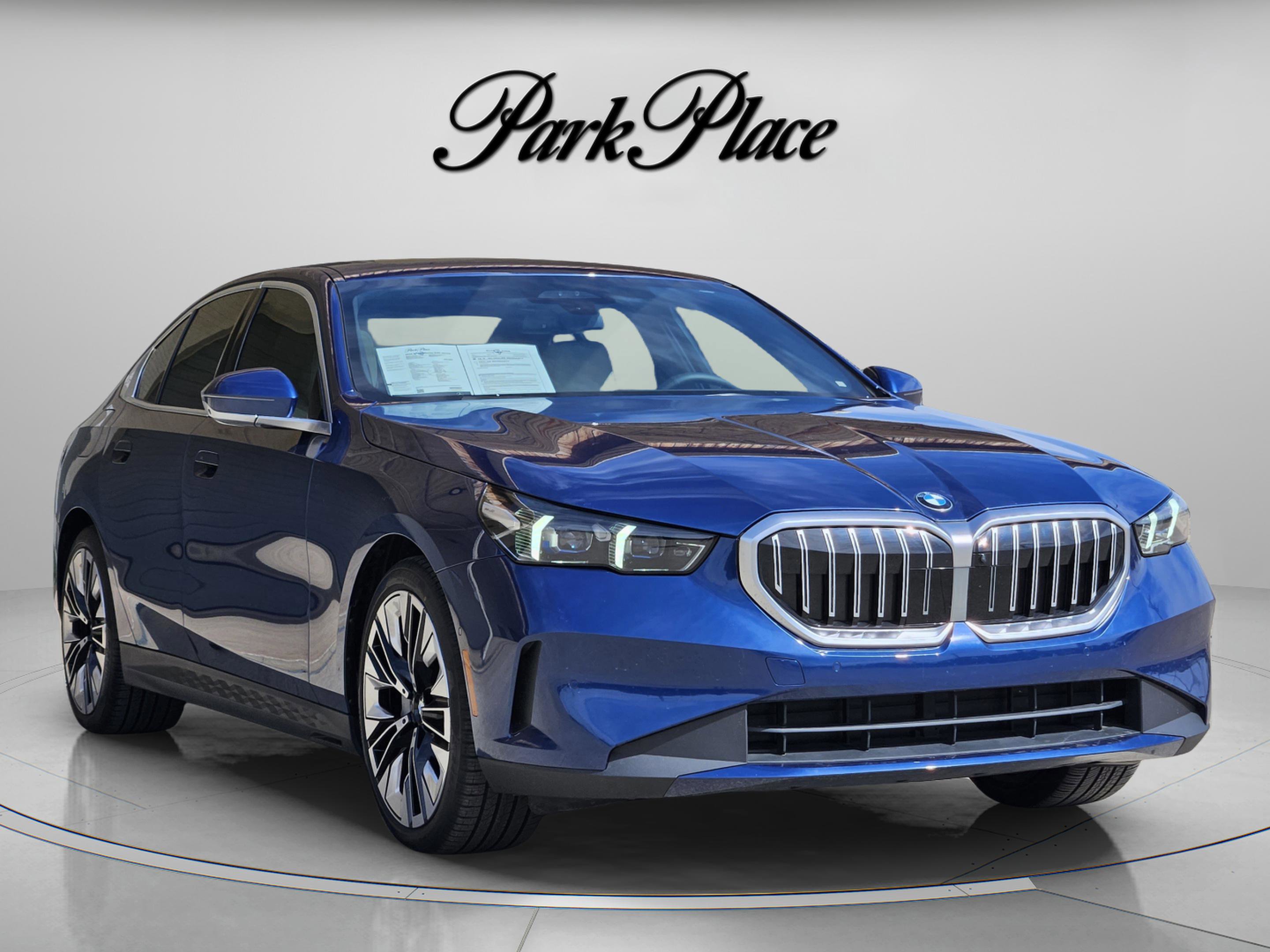 Used 2025 BMW 540i xDrive AWD/4WD image 8