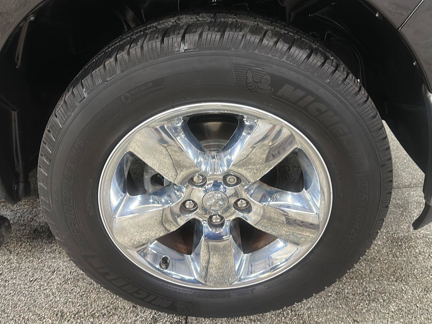 Certified 2017 RAM 1500 Big Horn AWD/4WD image 9