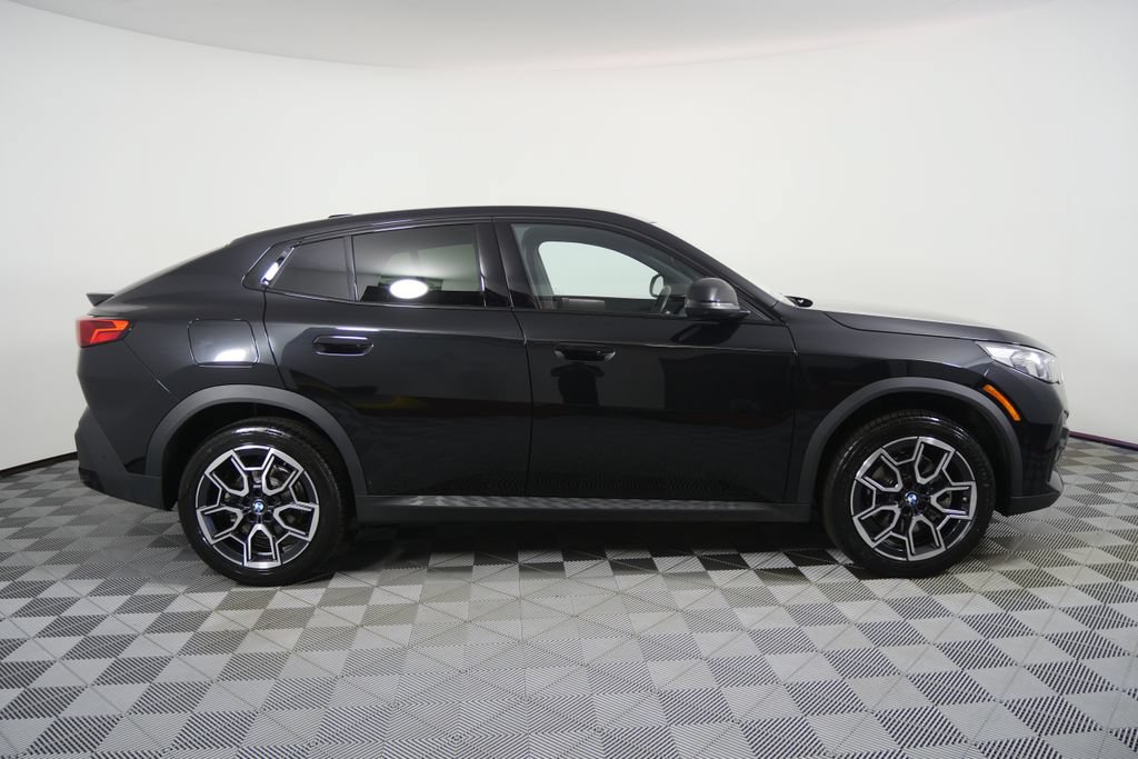 Certified 2026 BMW X2 xDrive28i AWD/4WD image 6