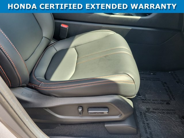 Certified 2025 Honda Pilot TrailSport image 25