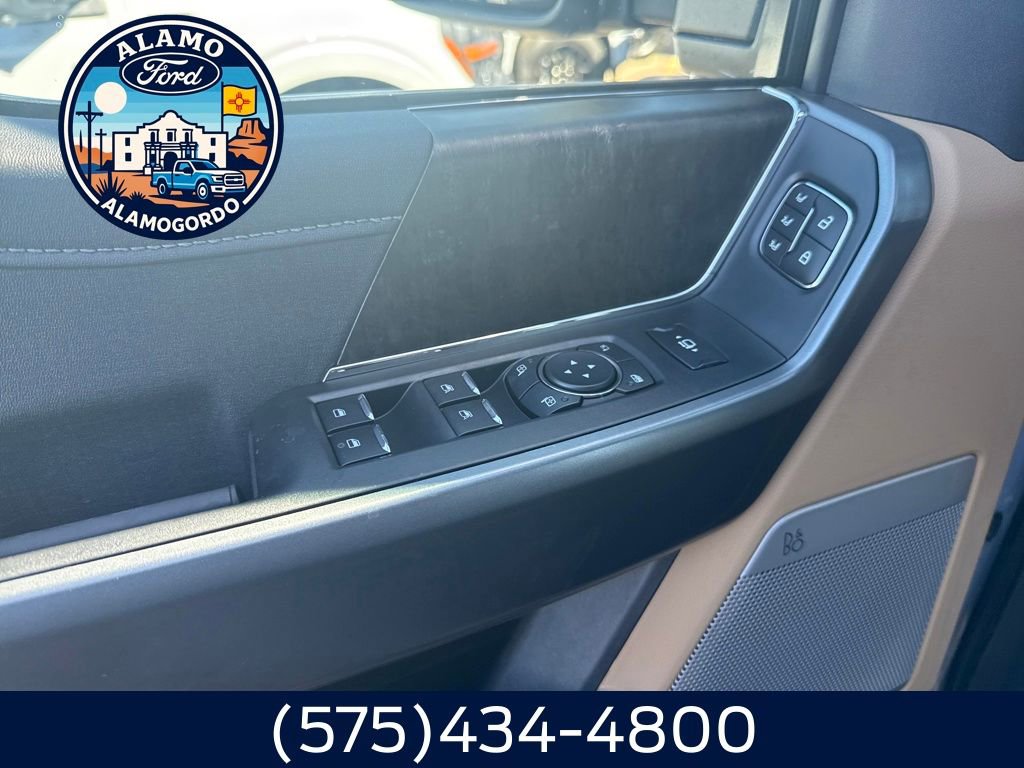 New 2026 Ford F250 Lariat w/ Chrome Package image 3