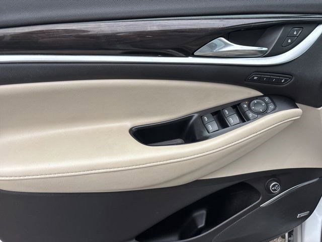 Used 2019 Buick Enclave Premium image 13